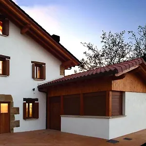 apartamentos-lusarbe.basquecountryhotels.org/
